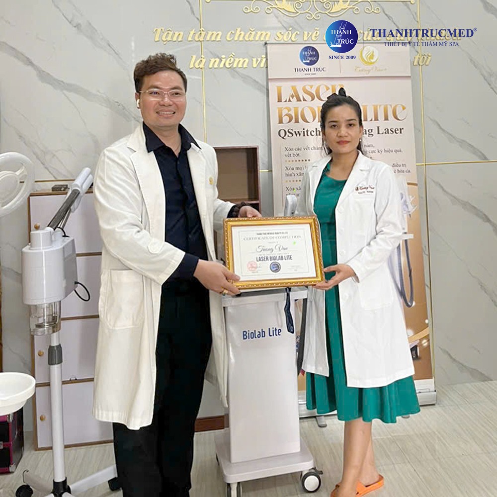 Tường Vân Beauty - Academy